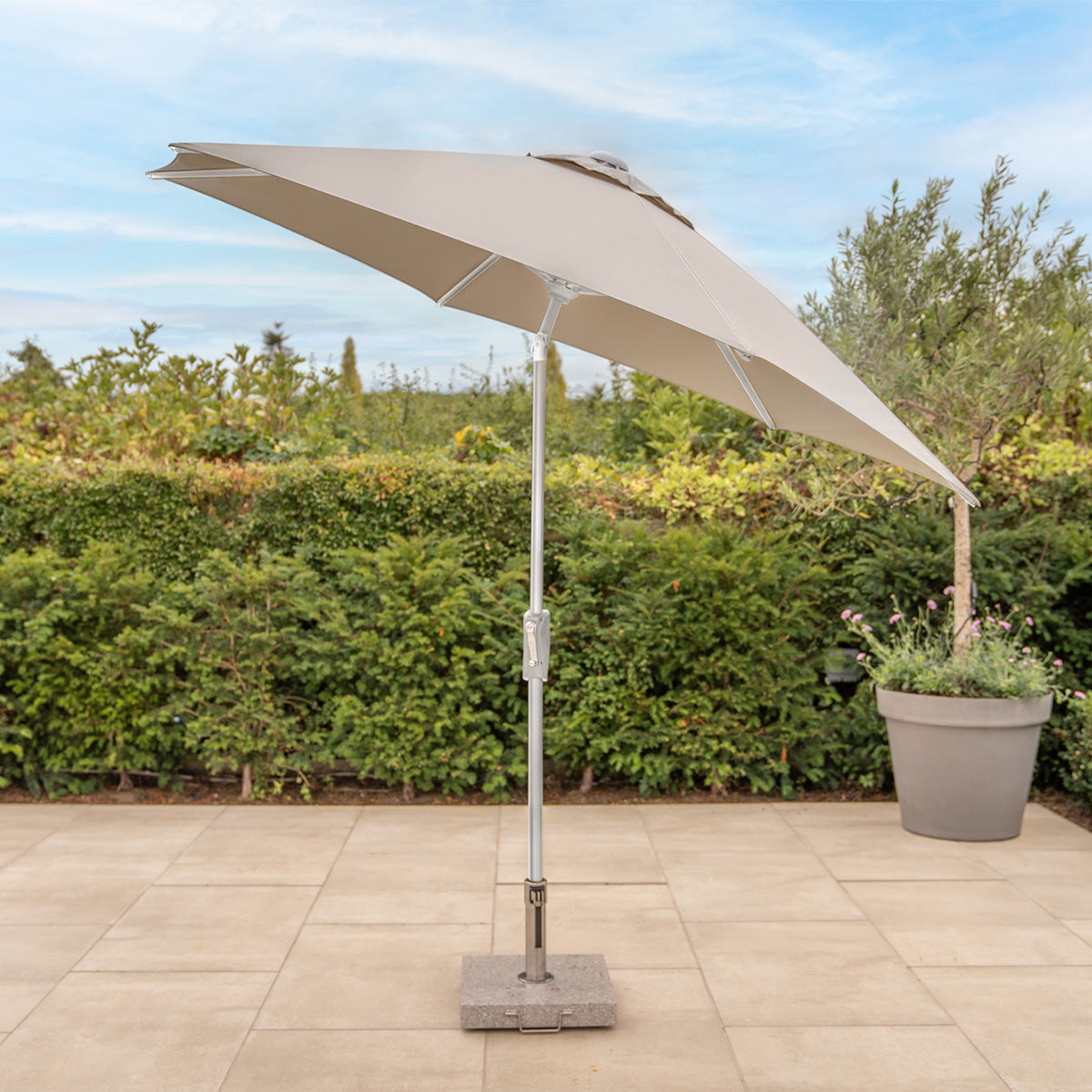 Kettler 3m Garden Parasol Wind-Up with Auto Tilt & Night Cover