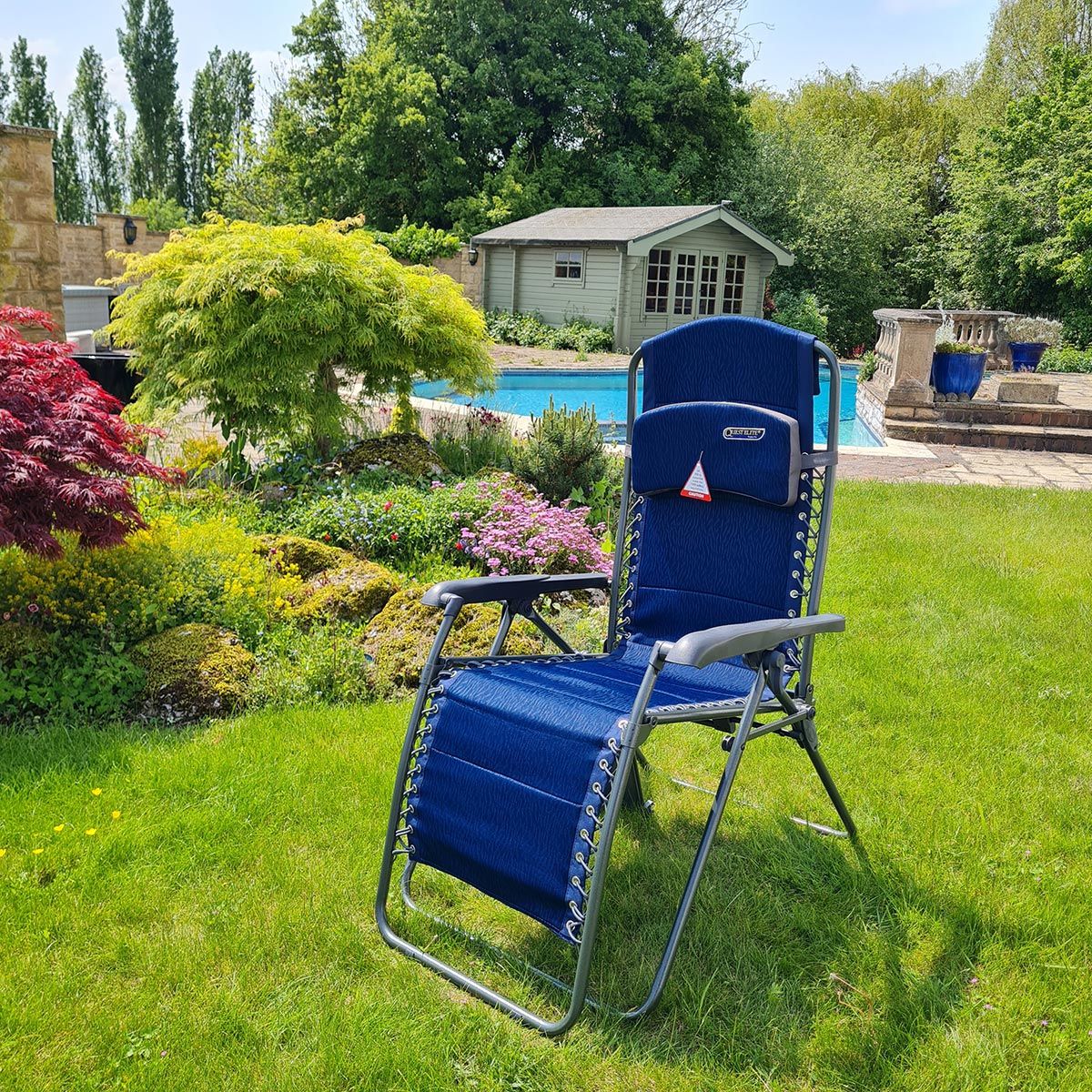 Ragley Pro Relaxer Chair (Blue) Reclining Garden Chair